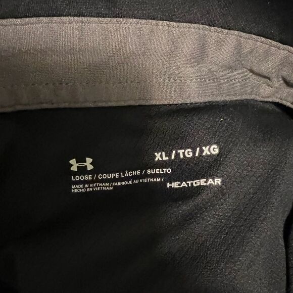 Branded under Armour heat gear polo - Picture 5 of 5